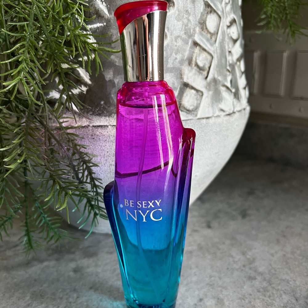 Victoria Secret “Be Sexy NYC” Perfume